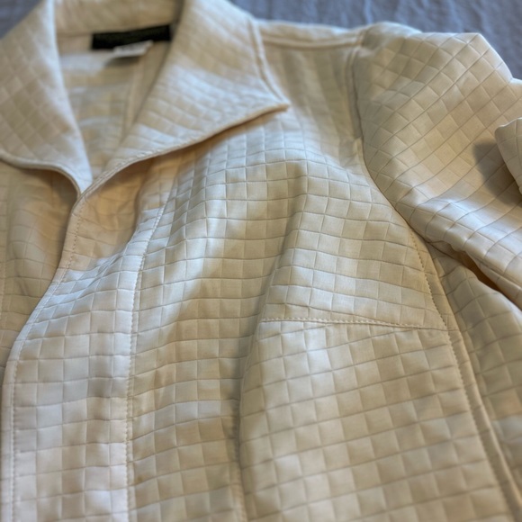 Quilted White Blazer Lined Harve Benard, women’s size 16W Long Sleeve Fold Cuff - Picture 12 of 13